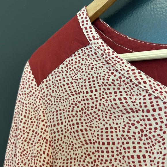 Jackson Rowe M GUC Red and White Patterned dress ruffled bottom - Picture 3 of 13